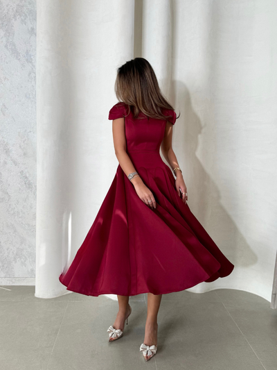 Elora™ | Pleated Midi Dress