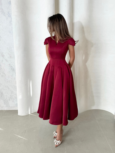 Elora™ | Pleated Midi Dress