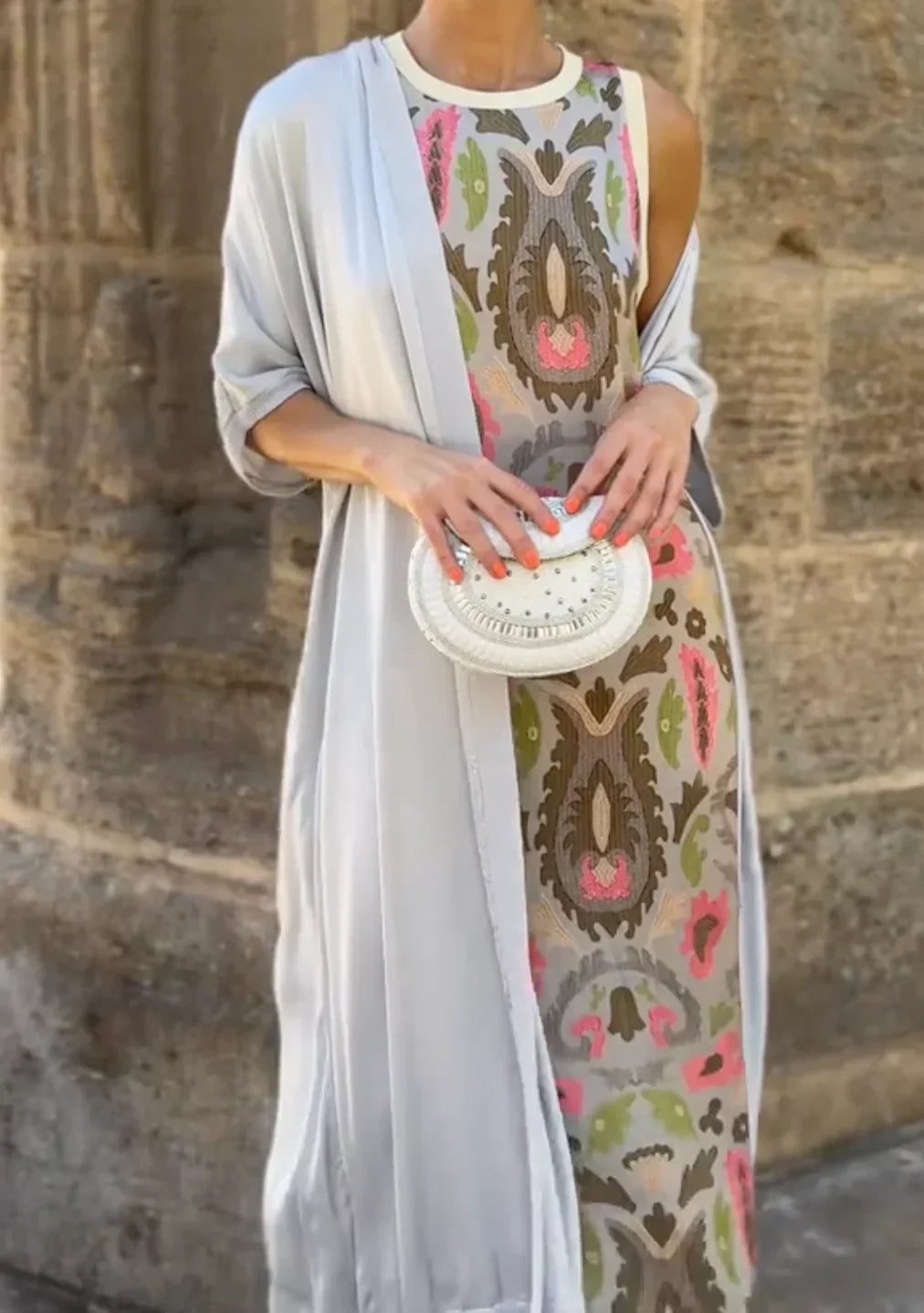 Bella - Two-Piece Set with Urban-Style Print