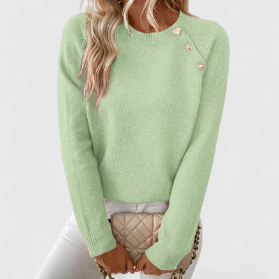 Amy – Timeless Elegance Sweater